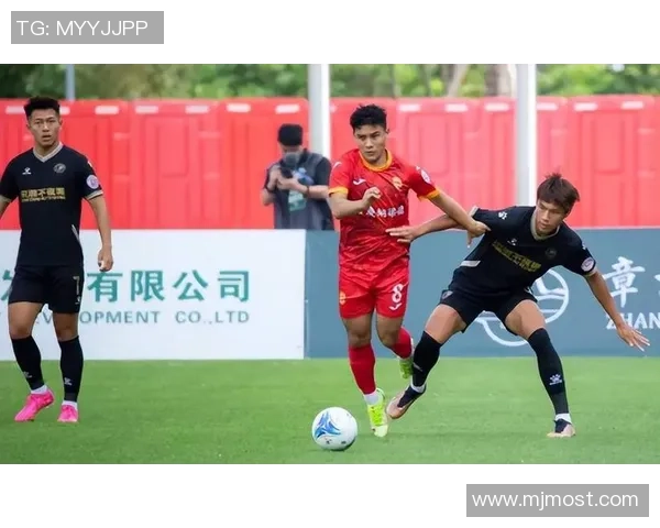 重庆足球队在世界锦标赛中的强势表现与未来展望分析